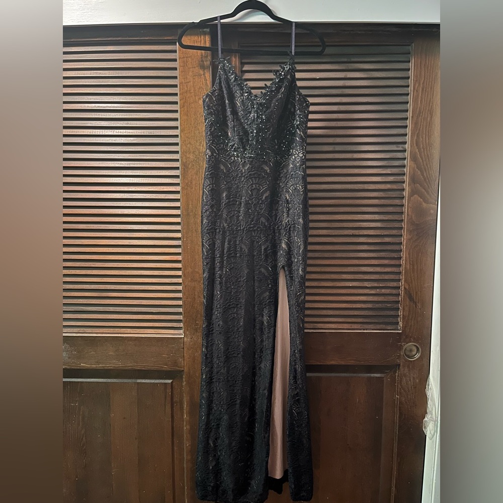 Black city studio prom dress size 3.